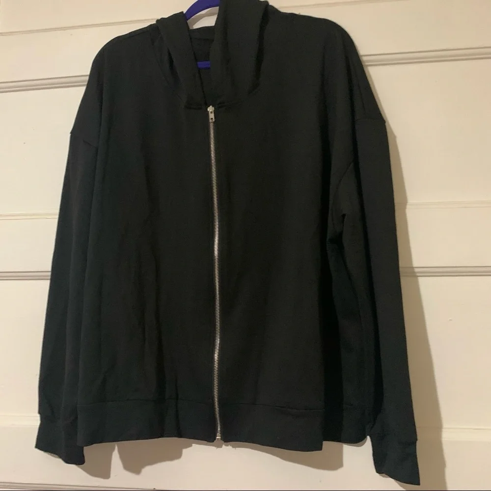 Simple Zip-Up Drop Shoulder Black Jacket with Hood NWOT_4